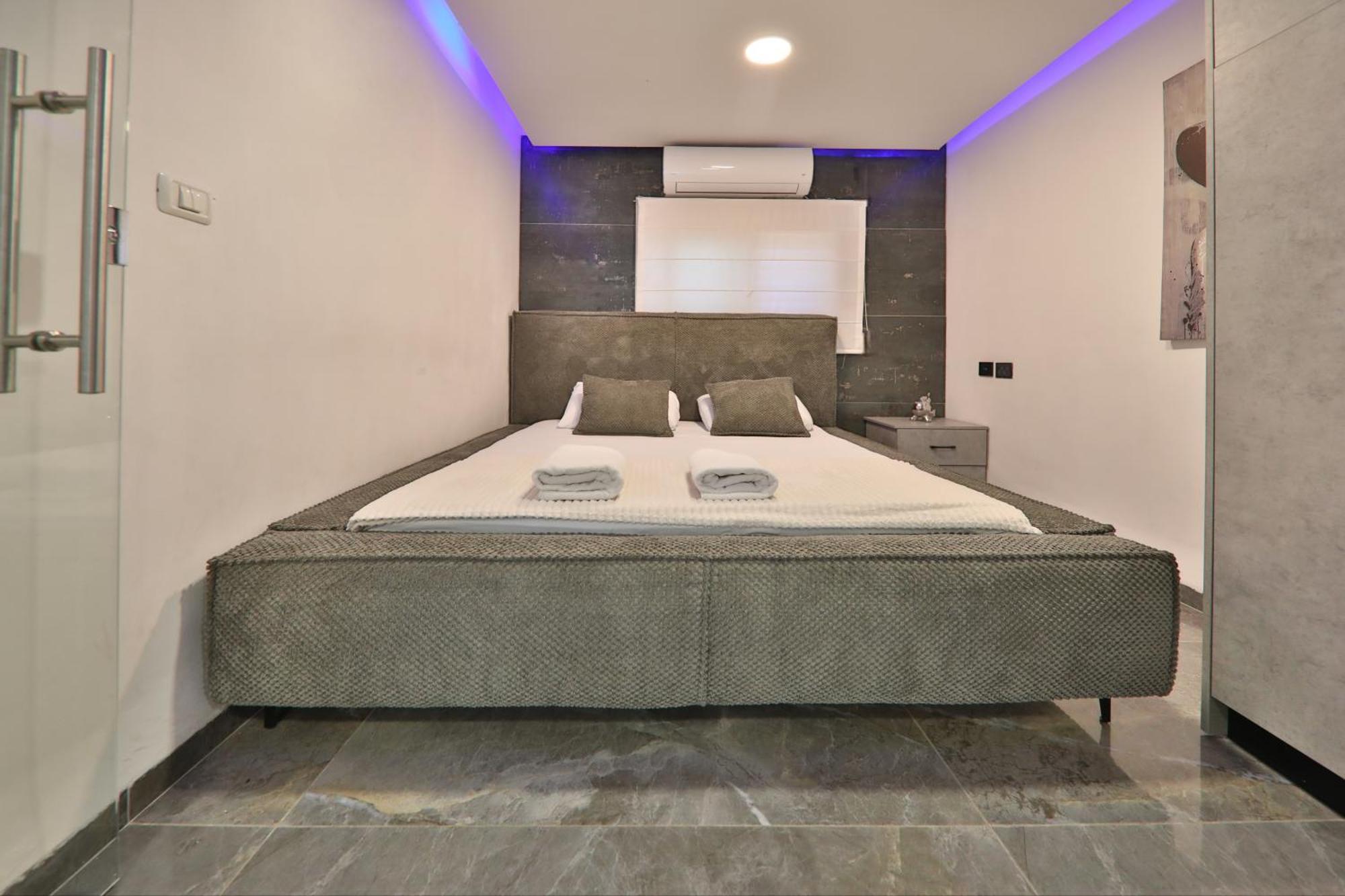 Apartament שקיעה בים 75 - דירת נופש יוקרתית עם ג'קוזי ליד הים Hajfa Zewnętrze zdjęcie