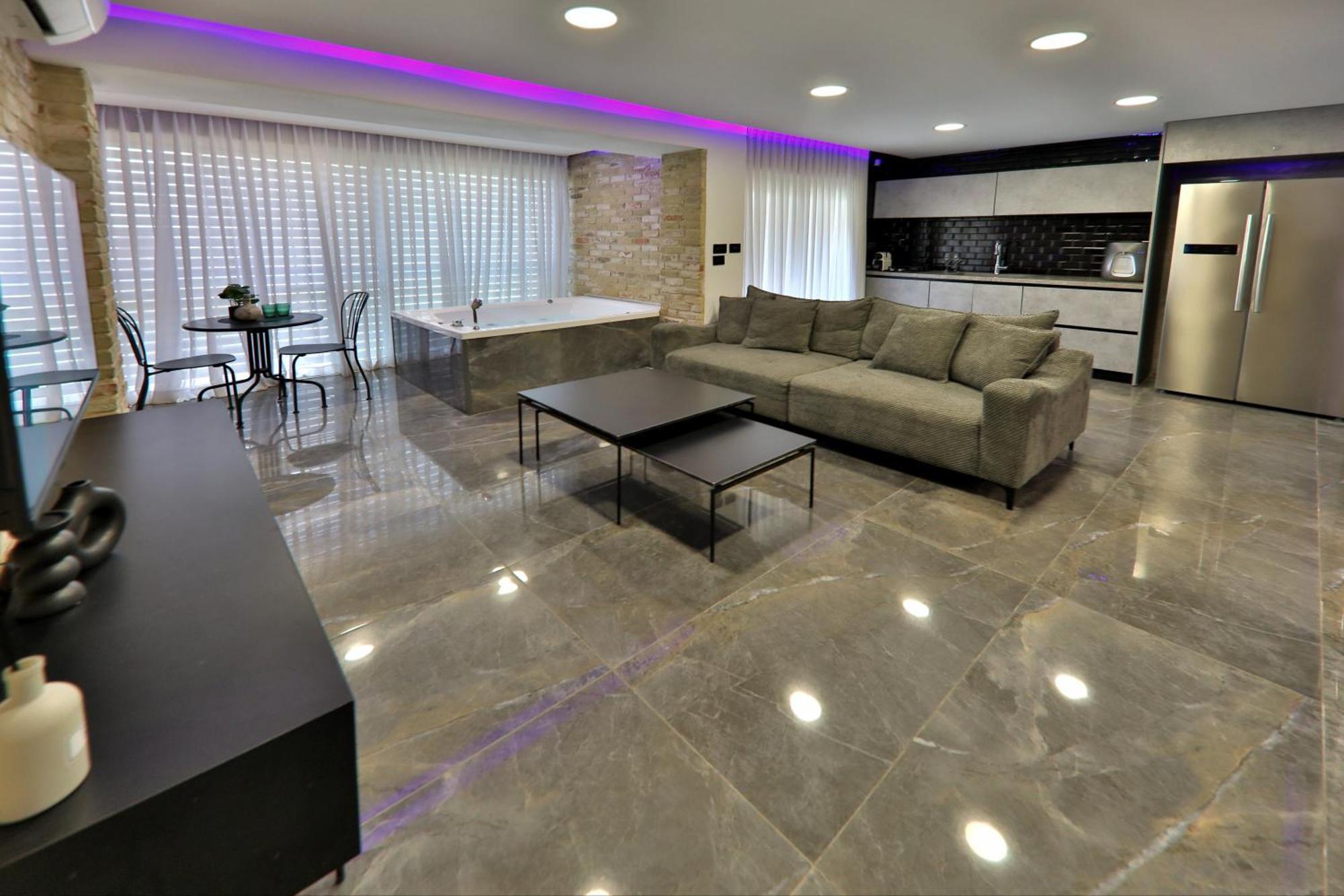 Apartament שקיעה בים 75 - דירת נופש יוקרתית עם ג'קוזי ליד הים Hajfa Zewnętrze zdjęcie